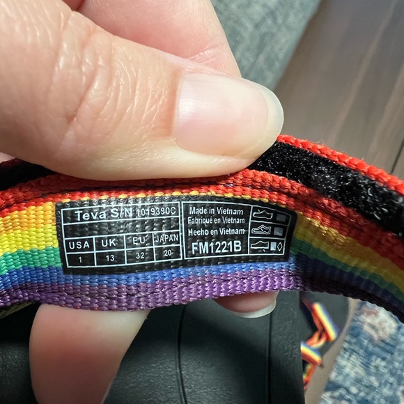 Teva Hurricane XLT 2 Rainbow kid size 1 - Picture 8 of 8
